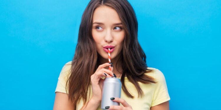Can Drinking Straws Cause Premature Wrinkles? A Look At TikTok Claims