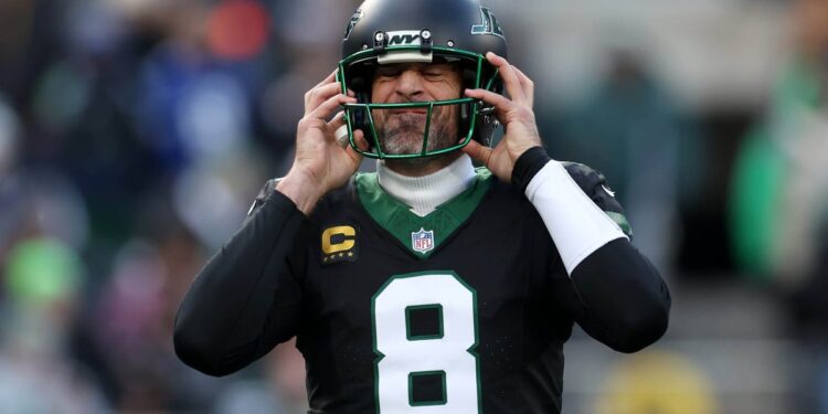 If Aaron Rodgers just played his last game for the Jets, it might have been his worst