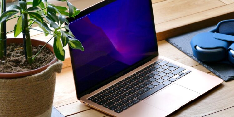 I’ve tested every MacBook, but I still recommend this $600 one on sale today