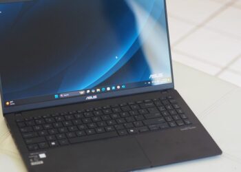 This Asus Copilot+ laptop with an OLED screen is on sale for just $500