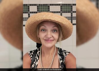 Woman Who Snuck On New York To Paris Flight Charged As 'Stowaway'